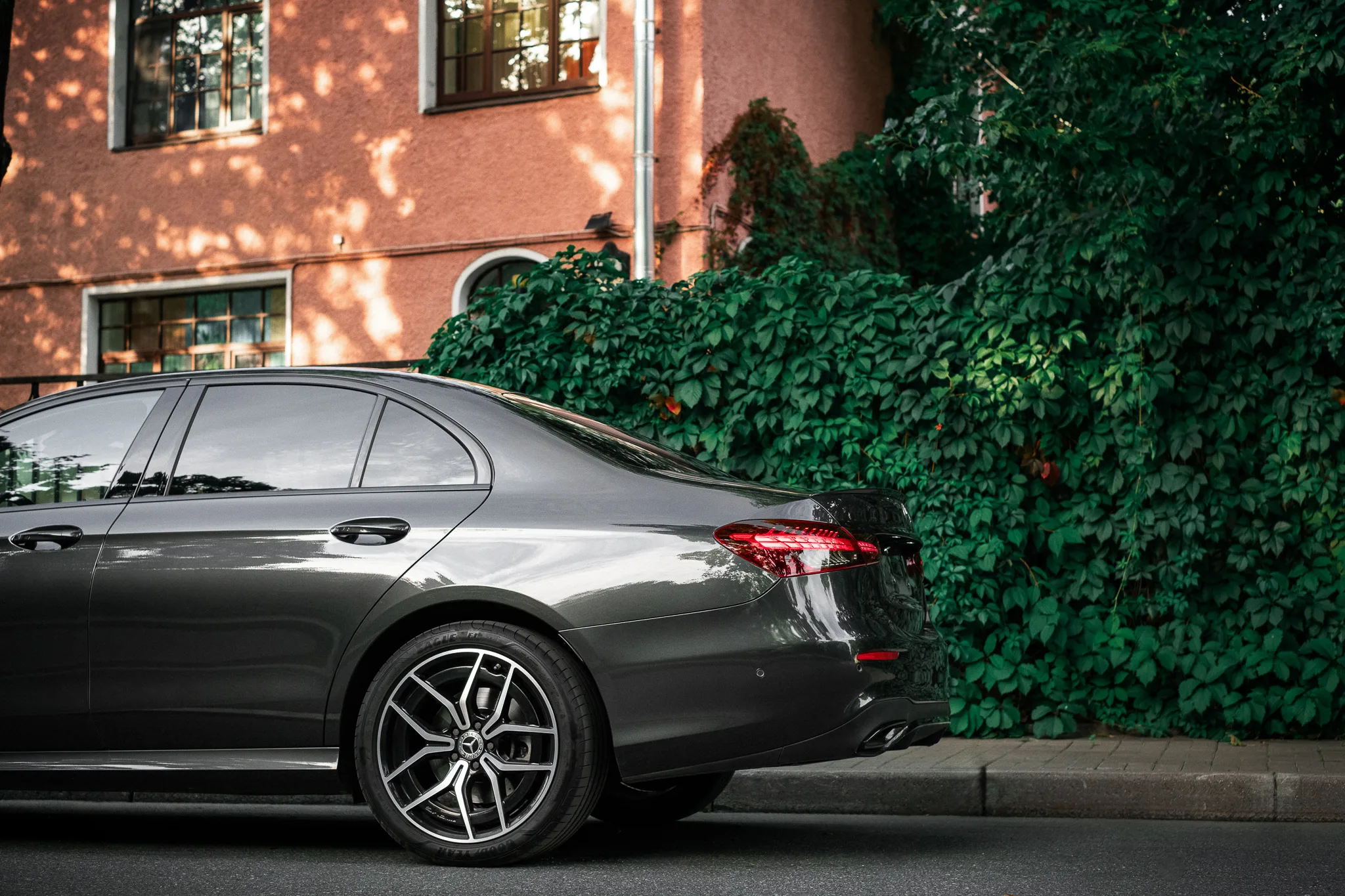 Mercedes-Benz E300