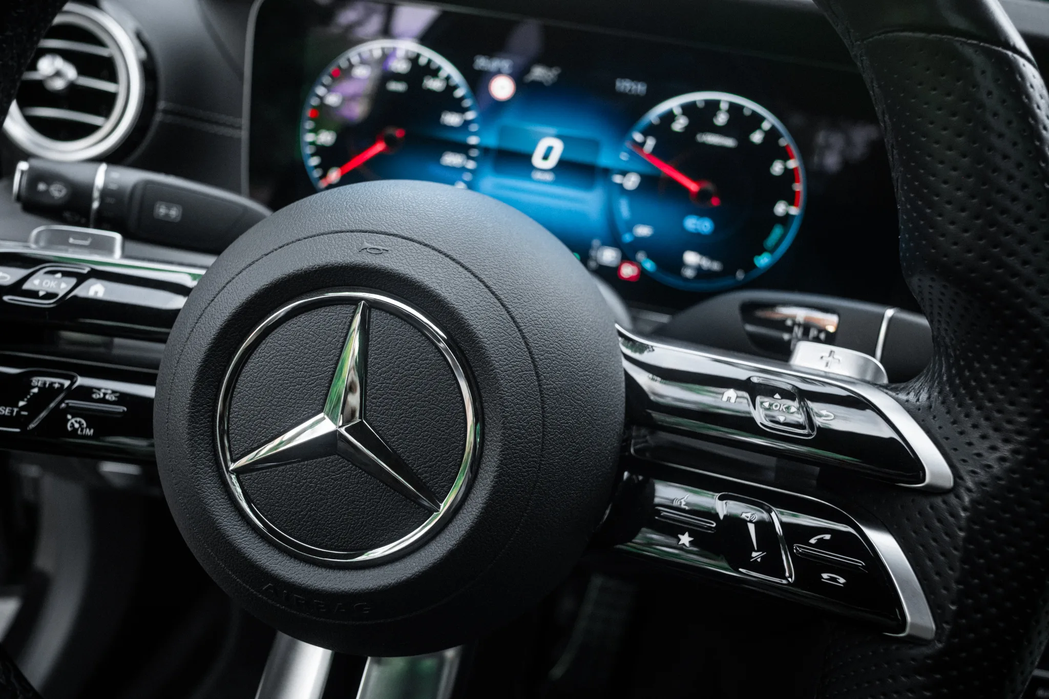 Mercedes-Benz E300