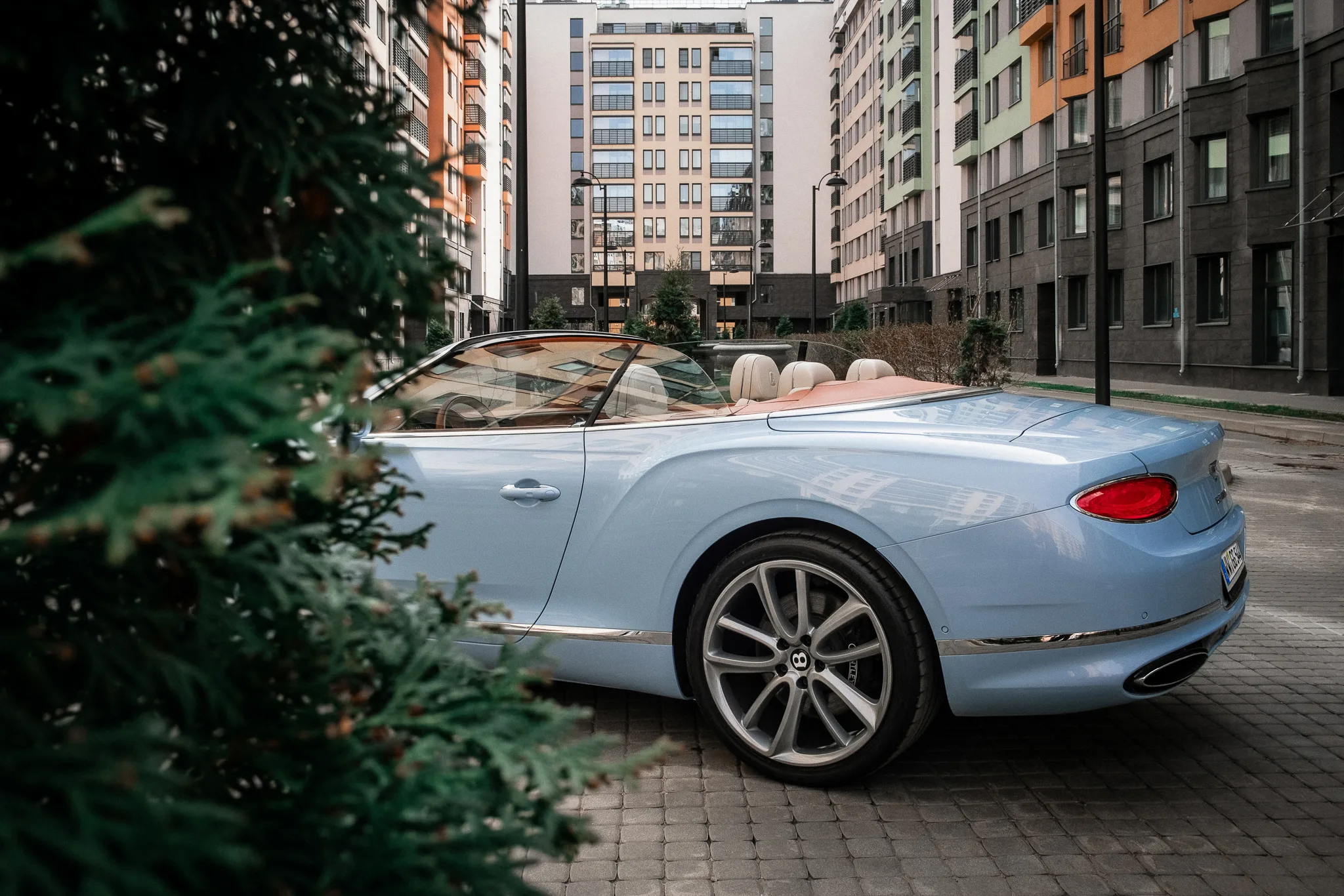 Bentley GT Continental W12