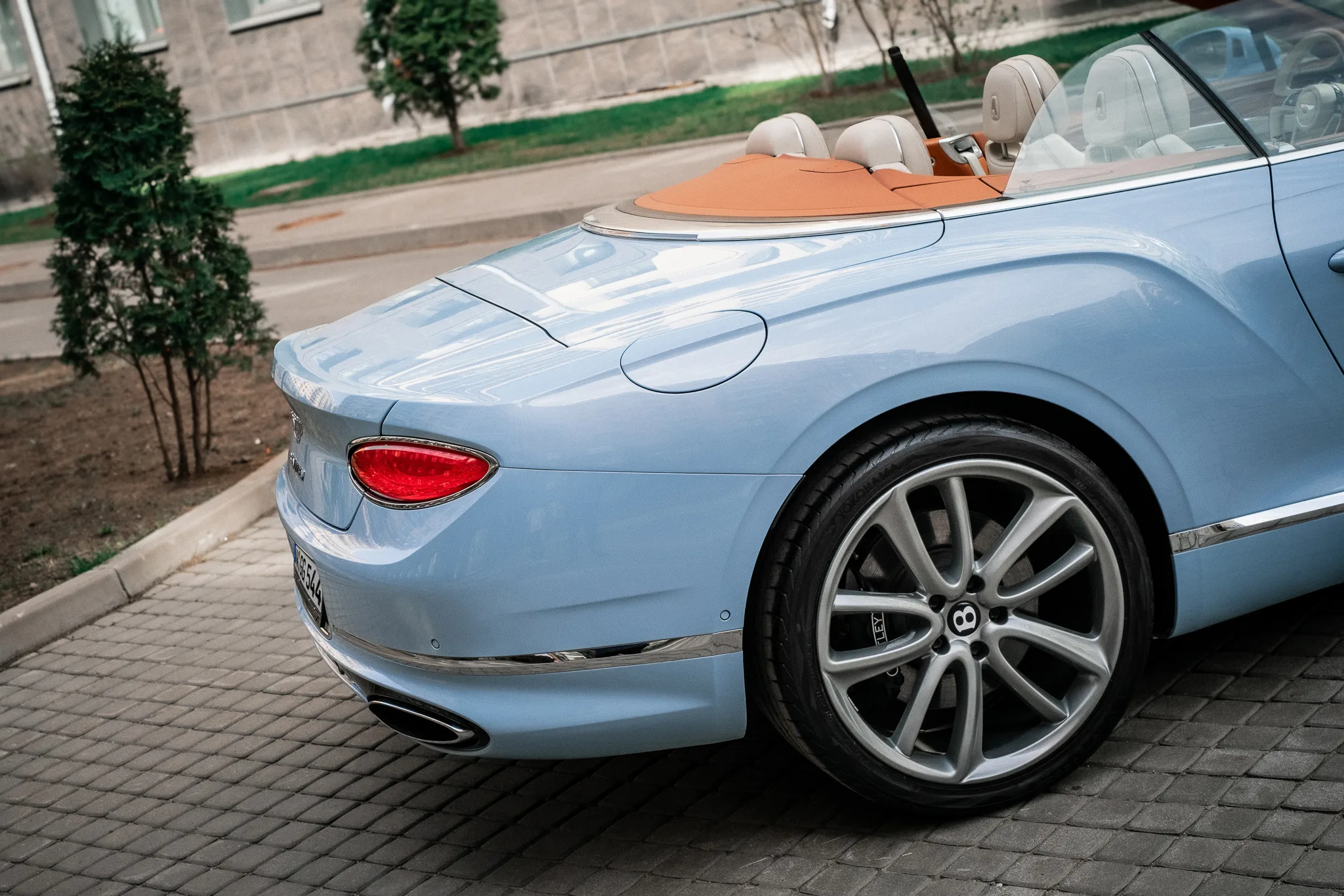 Bentley GT Continental W12